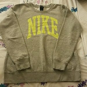 Nike sweatshirt